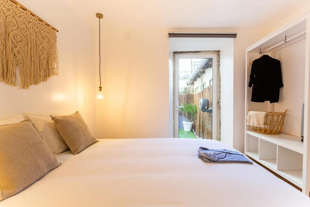 ליסבון Bairro Alto Bronze Of Art Apartments 0*,  פורטוגל